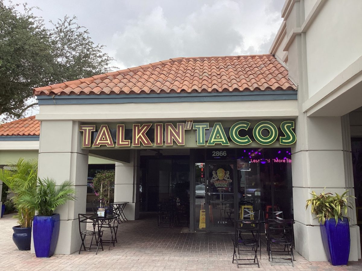 The front of the Talkin Tacos restaurant.
